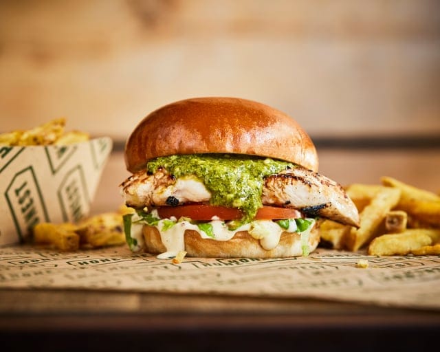 PESTO CHICKEN Burger